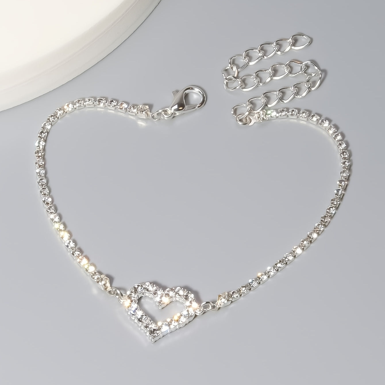 Valentines Day Theme Bracelet Hollow Heart Full Of Shiny Rhinestones Adjustable Chain Bracelet For Your Loved One