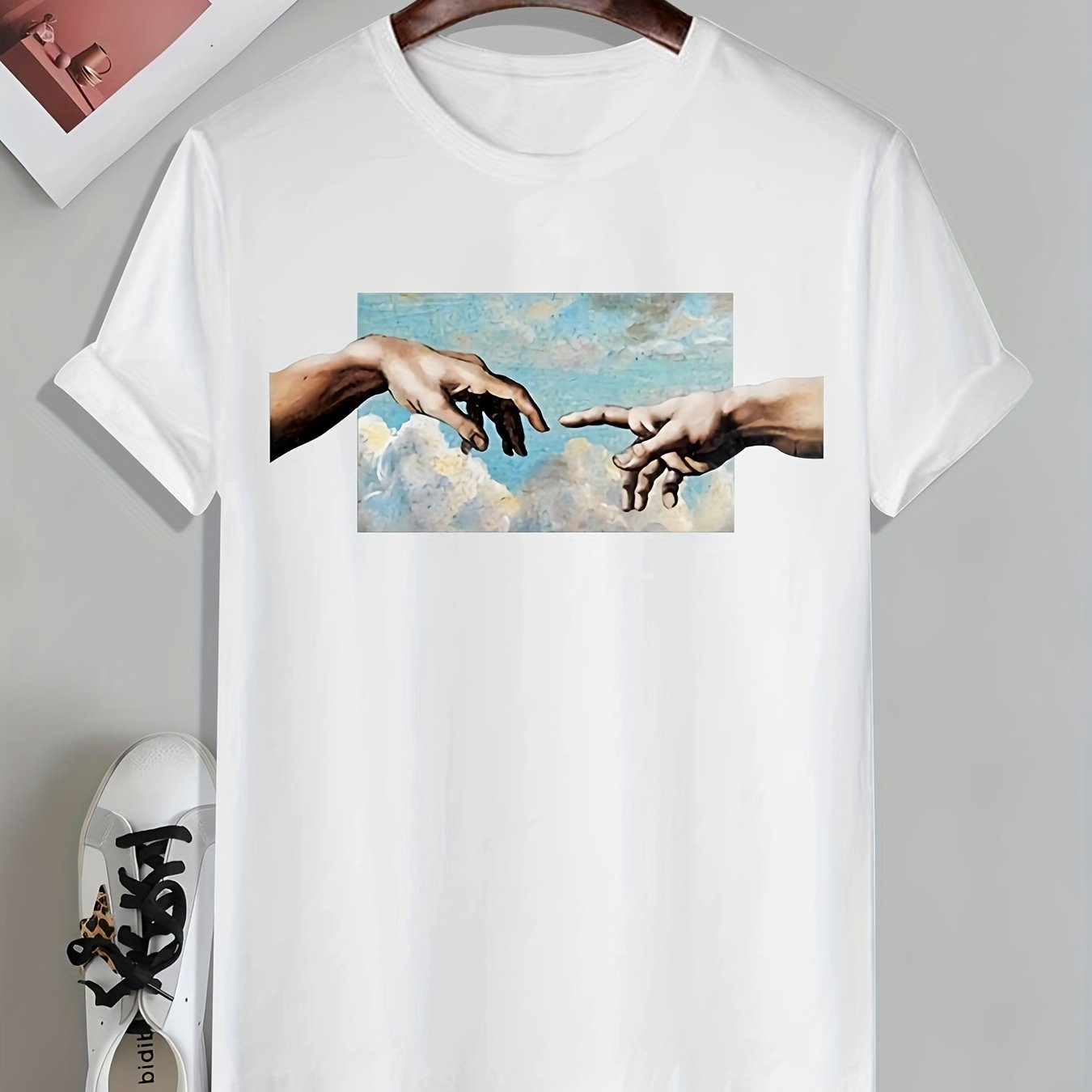 Mens Geometric Print Crew Neck T-Shirt - Soft Slight Stretch Polyester Fabric, Casual Short Sleeve Tee for Summer Spring Fall, Unique Applique Artwork, Machine Washable, Perfect Gift