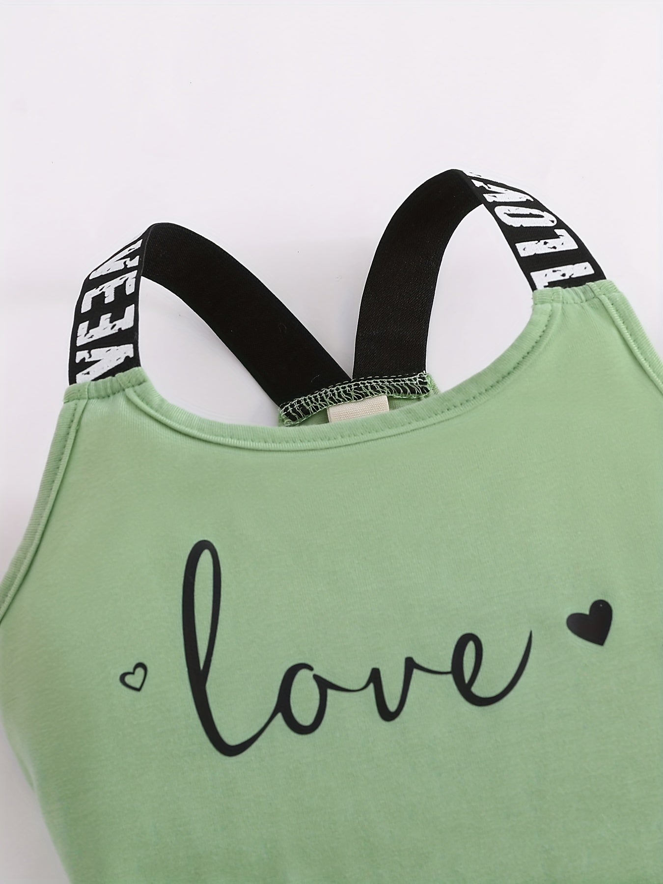 2pcs Toddler Girls Heart And "LOVE" Graphic Letter Tape Cami Top & Bow Contrast Binding Track Shorts Set Kids Summer Clothes