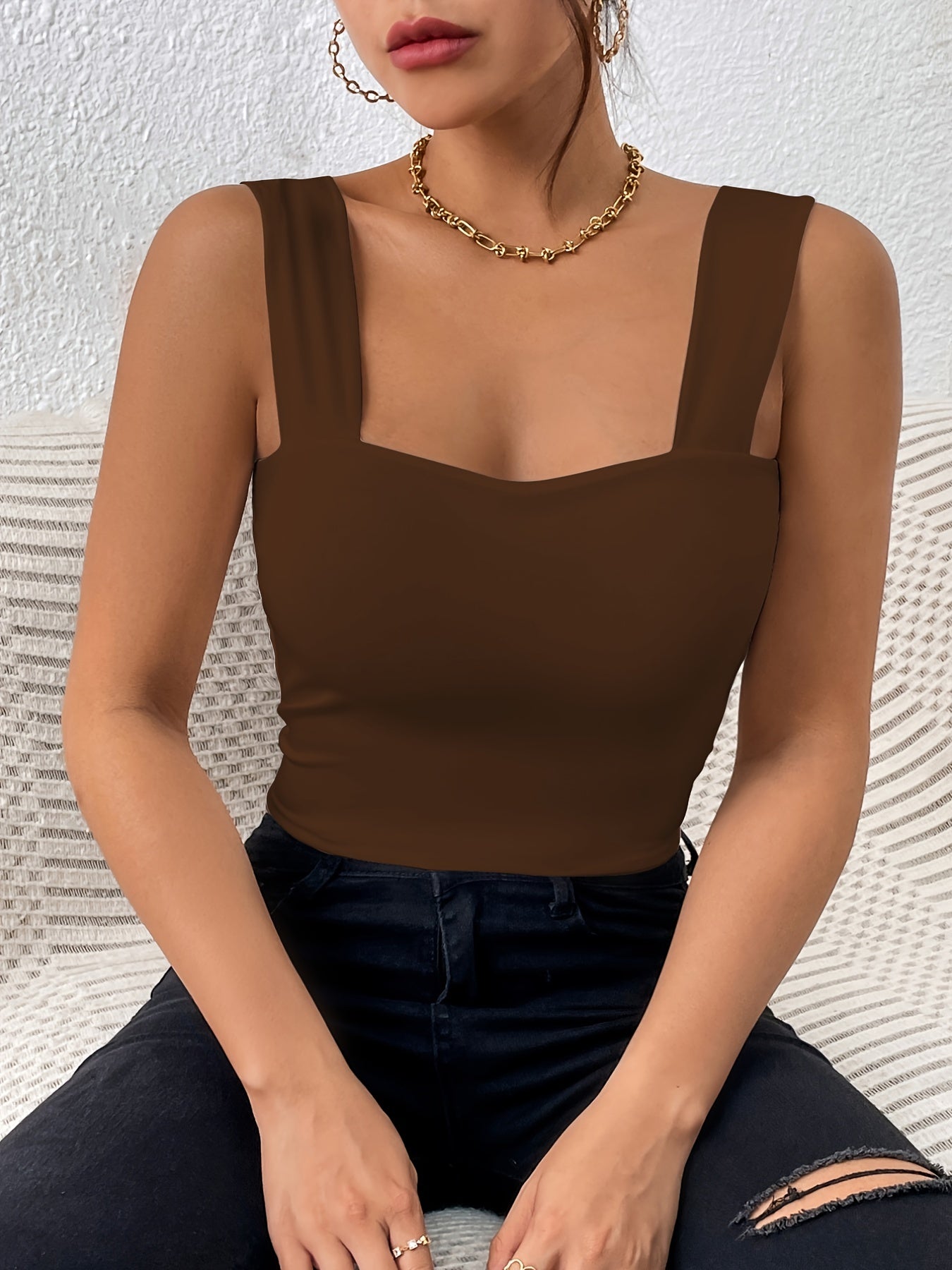 Stretchy Women's Crop Tank Top - Casual Everyday Essential - Soft, Breathable, Sleeveless, Solid Color, Comfortable, Relaxed Fit, Women's Clothing