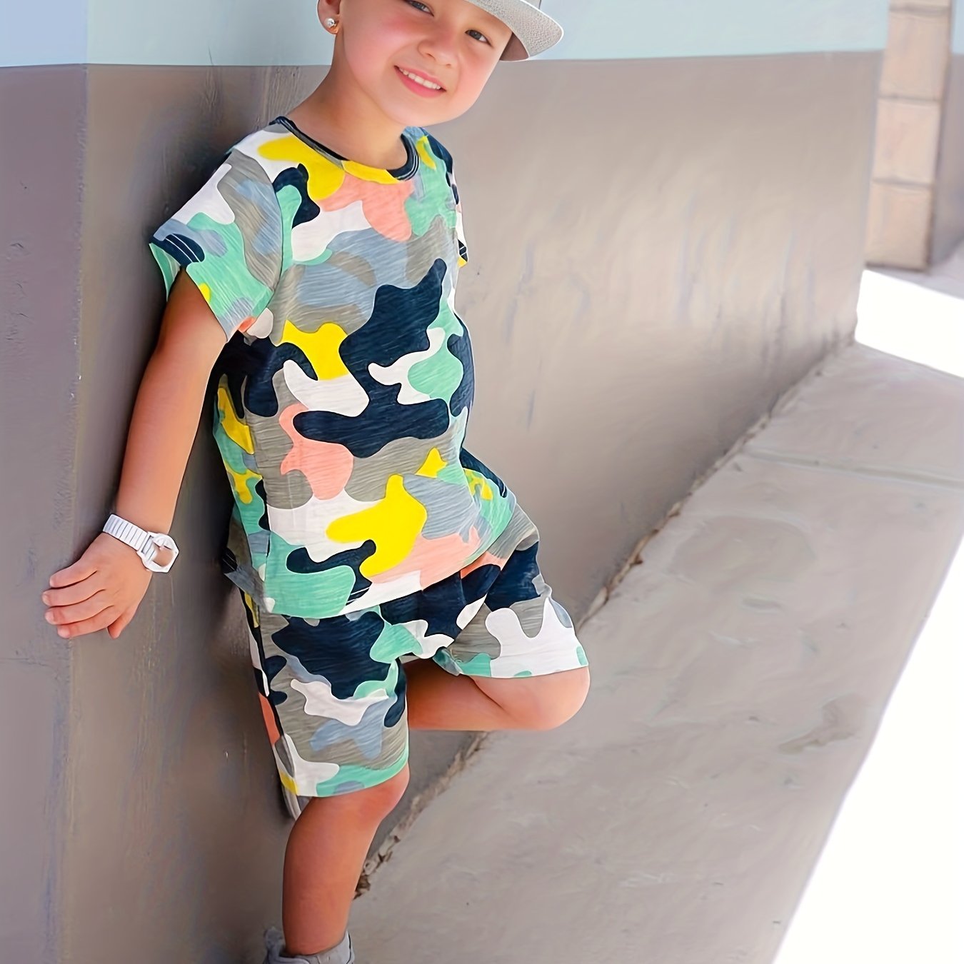 Boys Fashionable Camouflage Two-piece Set - Lightweight T-shirt & Shorts for Summer Playtime - Trendy & Comfortable Everyday Wear