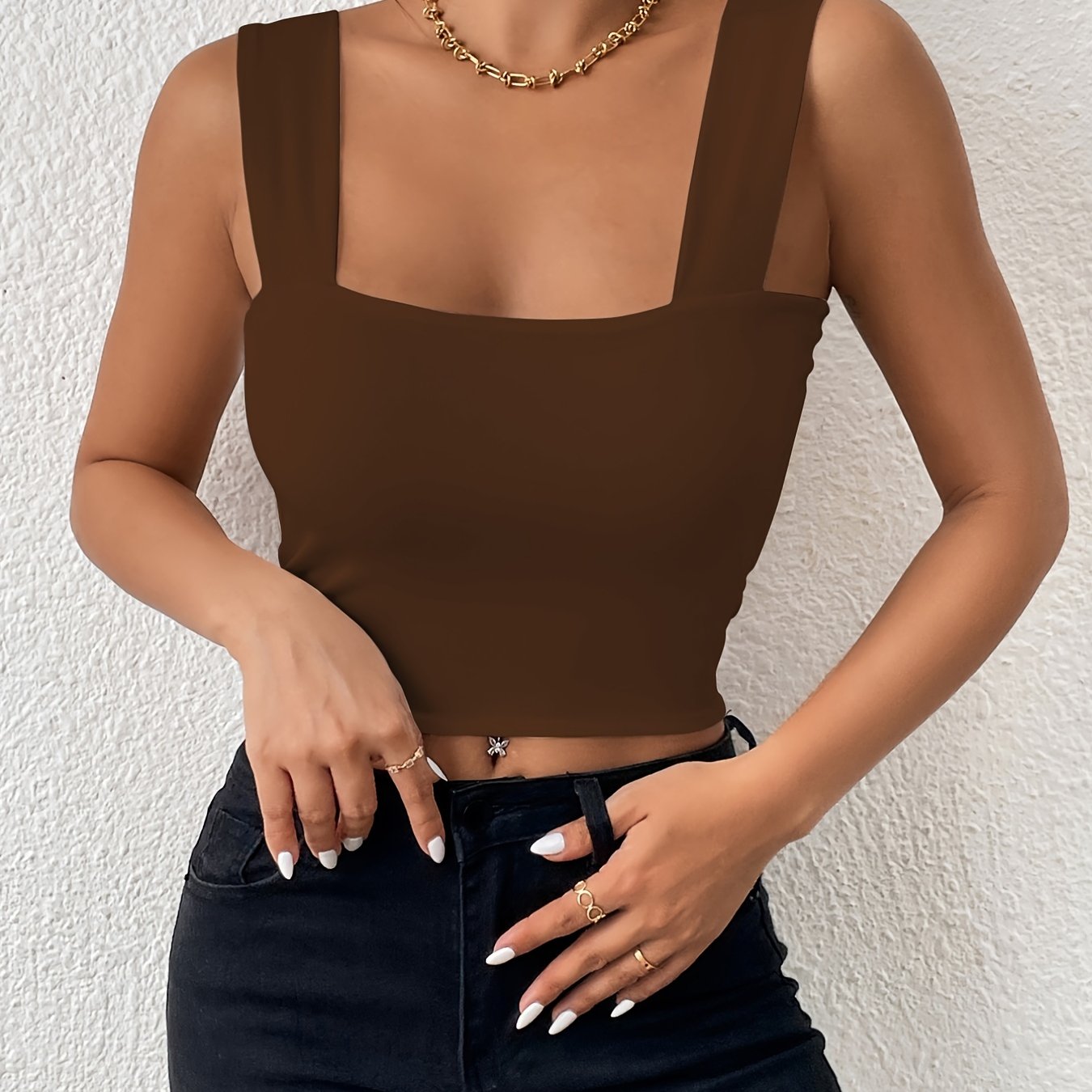 Stretchy Women's Crop Tank Top - Casual Everyday Essential - Soft, Breathable, Sleeveless, Solid Color, Comfortable, Relaxed Fit, Women's Clothing