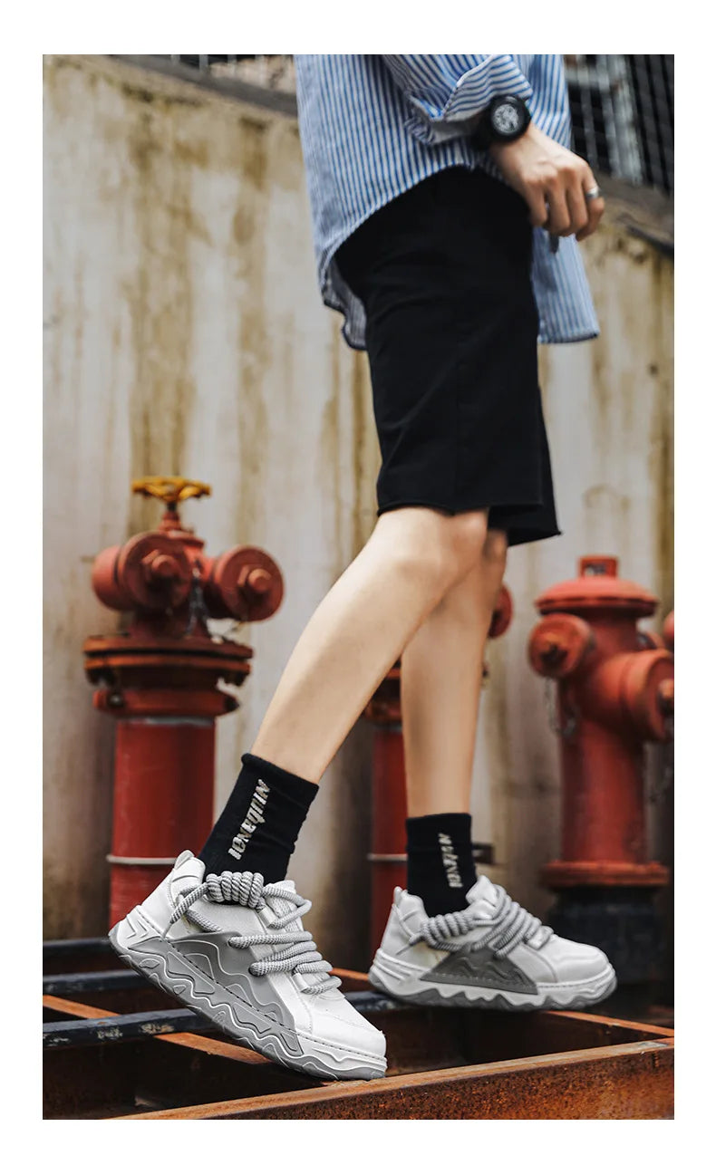 Men Casual Sneaker New Plush Lining White Sports Shoes Anti Slip Comfort Male Students Running Thick Soled Lace Up Shoes