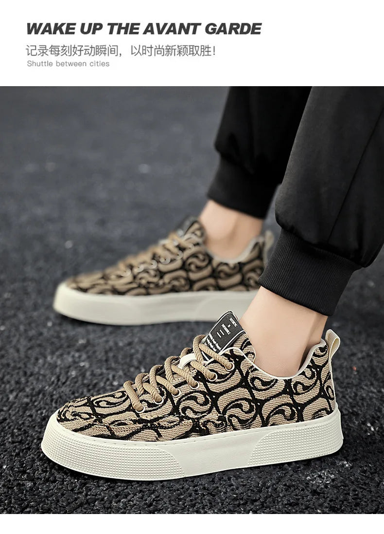 Casual Men's Canvas Shoes 2025 New Designer Men Skateboard Shoes Outdoor Breathable Flats Lace Up Walking Shoe Zapatillas Hombre