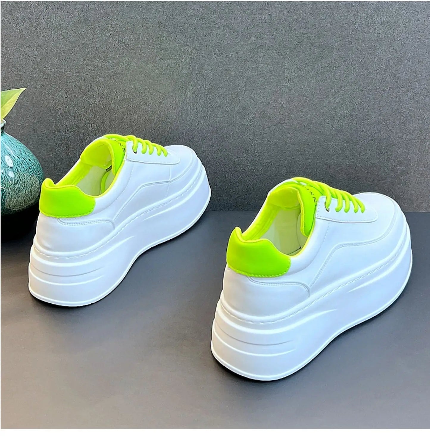 Men's Height Increasing Shoes New White Fashion Breathable Thick Soled Flat Shoes Trend Versatile Casual Board Shoes man