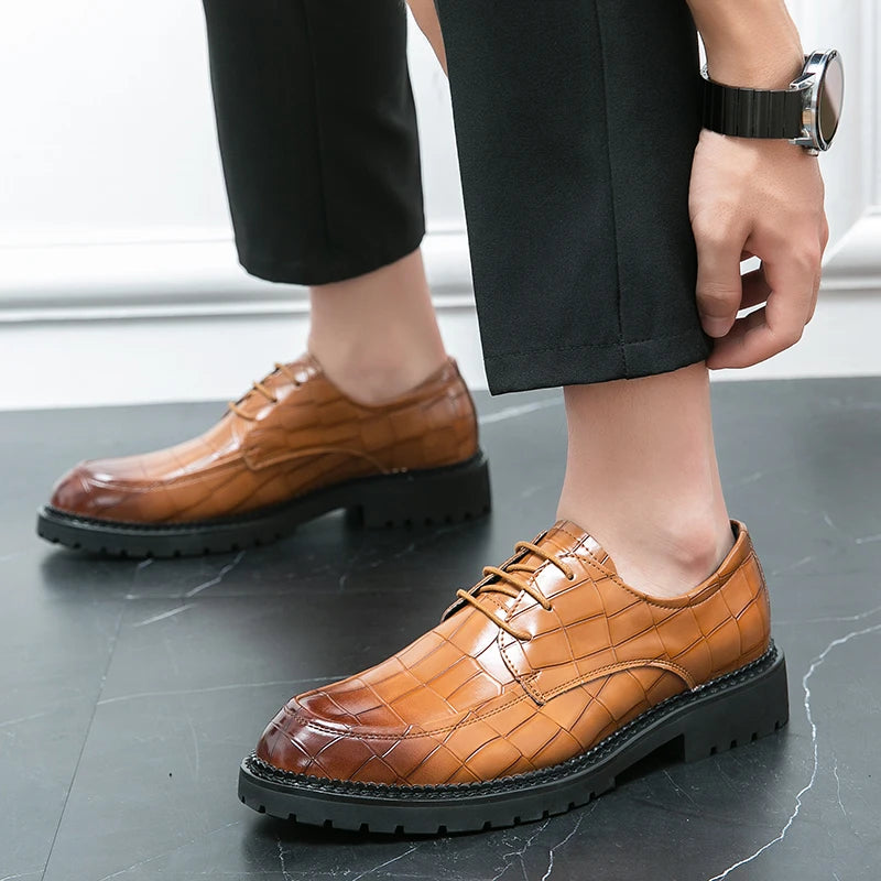 Business shoes British casual shoes Increase leather shoes Korean version breathable lace-up hair stylist men's shoes