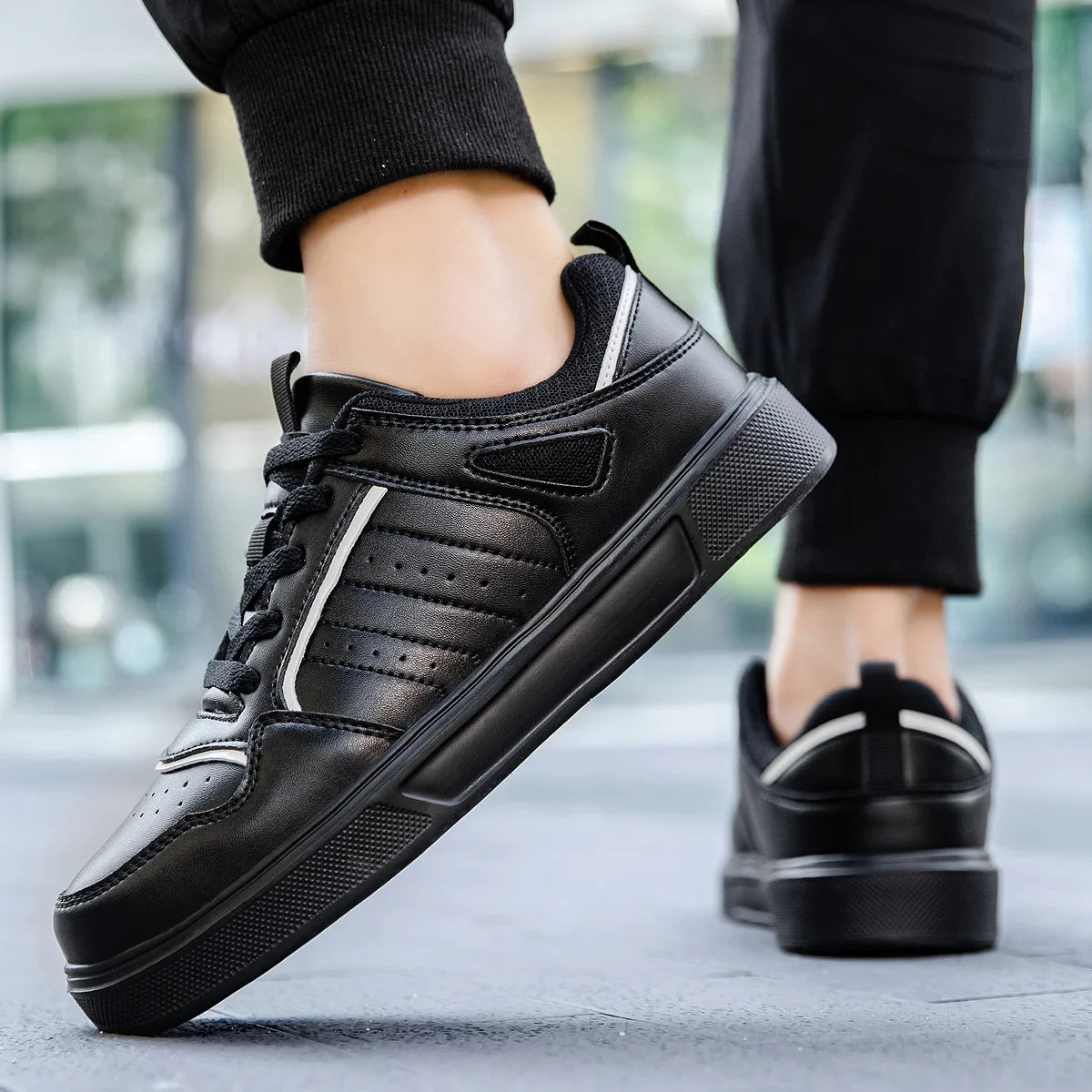 Extra Large Sizes Lace-up Men's Training Mary Jane Designer Shoes For Mens Red Sneakers Sports Sapa Sneskers Temis