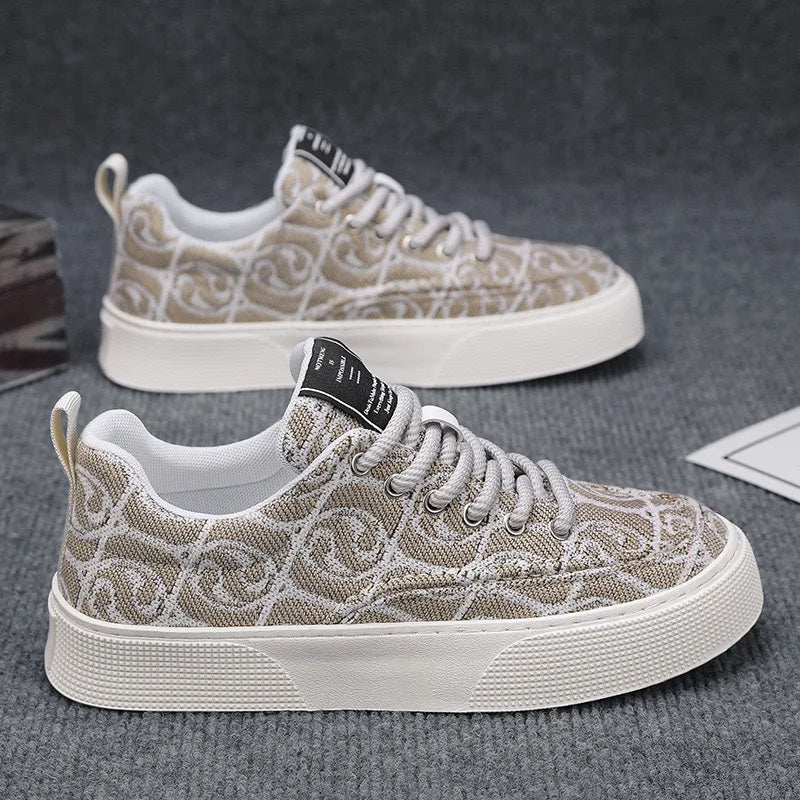 Casual Men's Canvas Shoes 2025 New Designer Men Skateboard Shoes Outdoor Breathable Flats Lace Up Walking Shoe Zapatillas Hombre