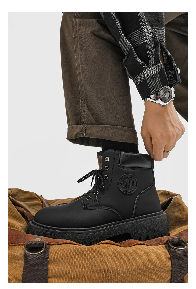 Men's High Top Boots Four Season Outdoor Work Shoes Anti Slip And Comfortable Yellow Boots Fashion British Casual Leather Boots