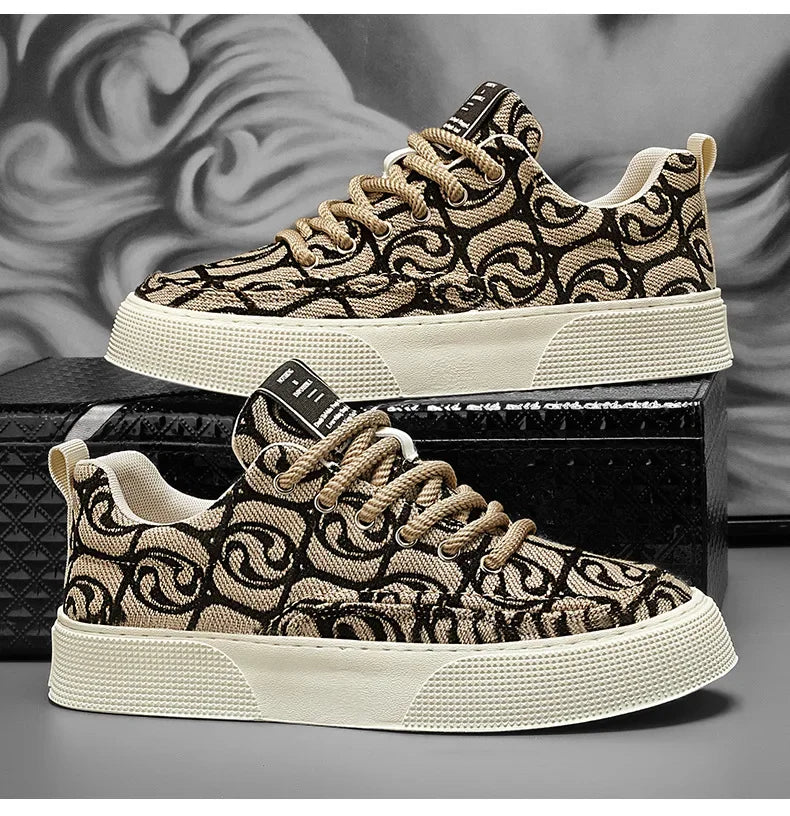 Casual Men's Canvas Shoes 2025 New Designer Men Skateboard Shoes Outdoor Breathable Flats Lace Up Walking Shoe Zapatillas Hombre