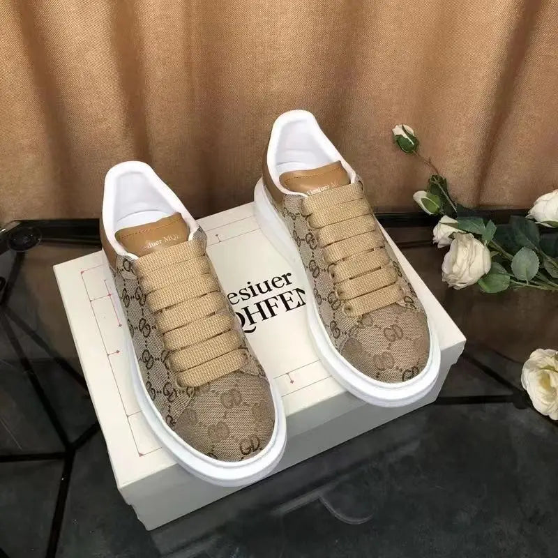 2025 new casual men's shoes, breathable and height increasing, versatile canvas shoes, trendy and casual