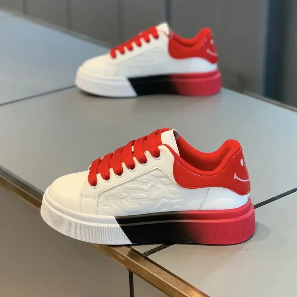Casual Men Shoes 2024 Spring New Breathable Versatile Thick Bottom Heightening White Shoes Trend Sneakers Sapato Masculino