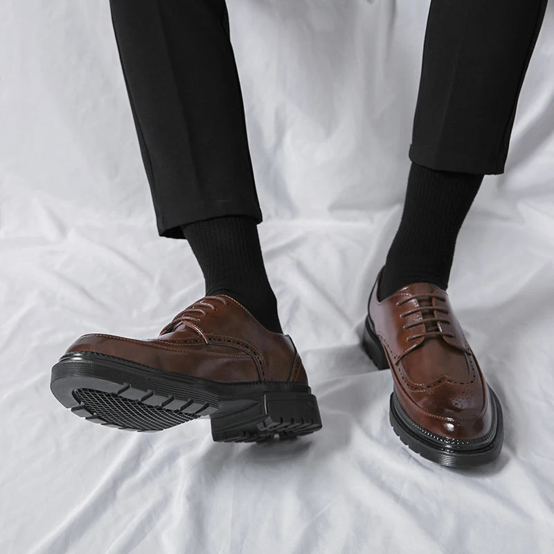 Men's leather shoes, Italian brand, versatile for business, formal wear, casual, high-quality brown, classic block shoes.