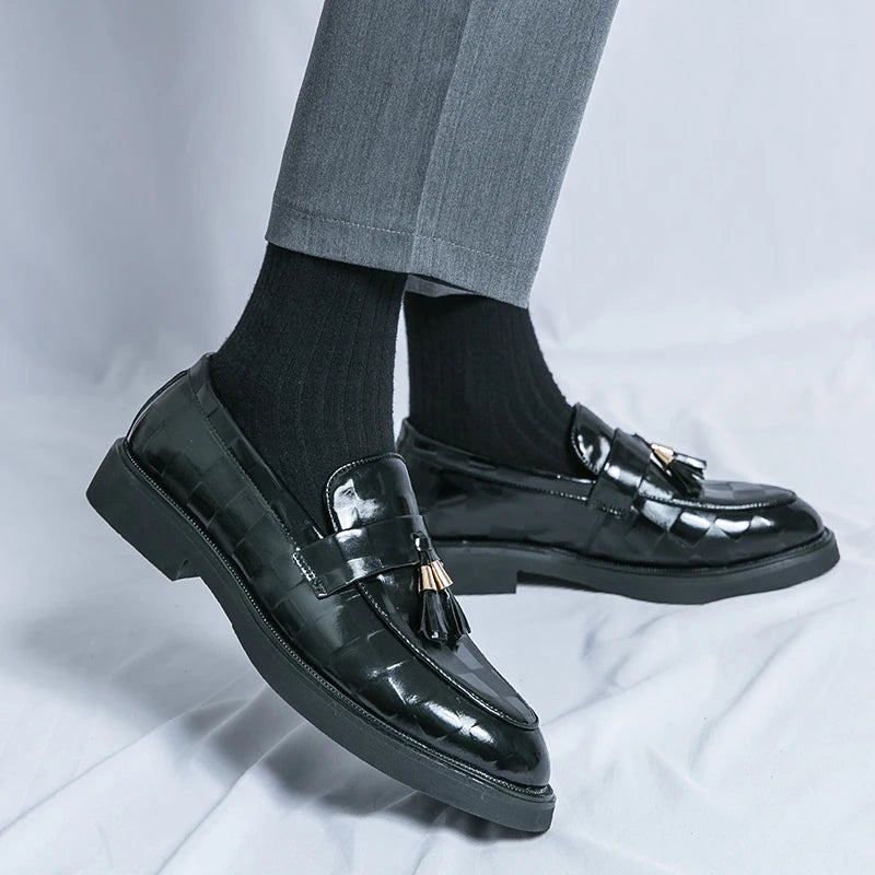 Fashion Business Chequer Loafers Men's Slip-On Brown Office Moccasins Male Dress Shoes Career Black Leather Shoes Plus Size38-47