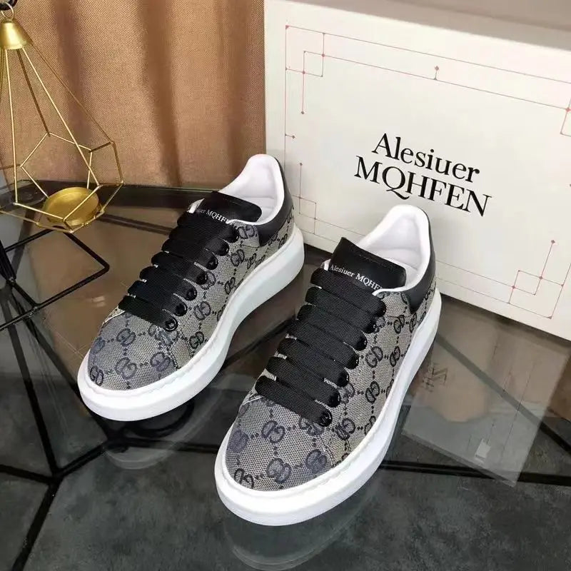 2025 new casual men's shoes, breathable and height increasing, versatile canvas shoes, trendy and casual