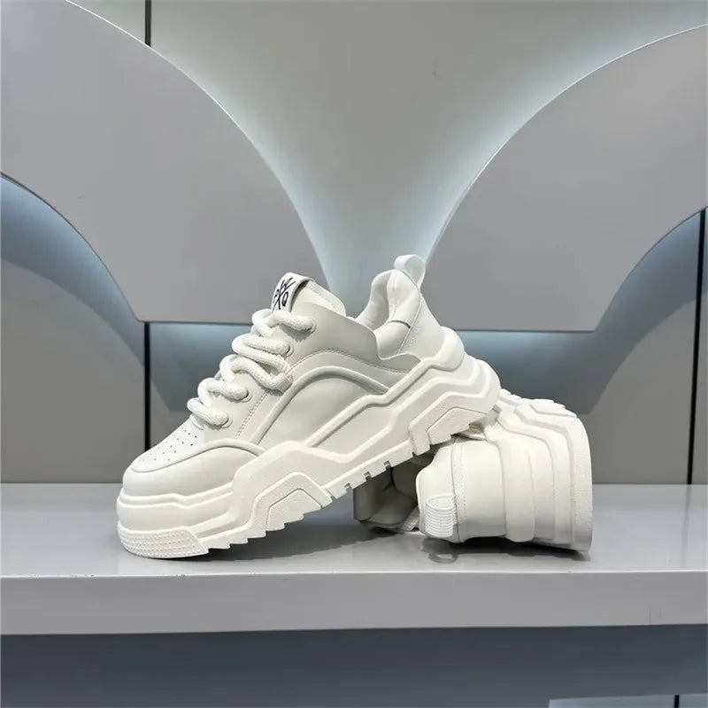 Designer Style Men Shoes White Comfortable Thick Platform Sneakers Fashion Casual Shoes Men 2025 New Brand Sports Trainers Tenis