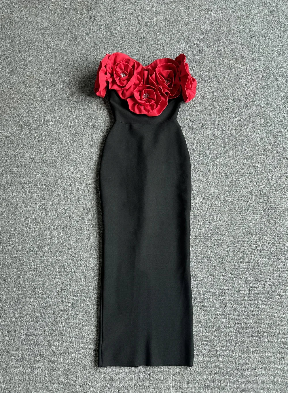 2024 High Quality Summer Women's New Black Sexy One Shoulder Dress with High Quality 3D Flower Decoration Slim Fit Bandage Dress