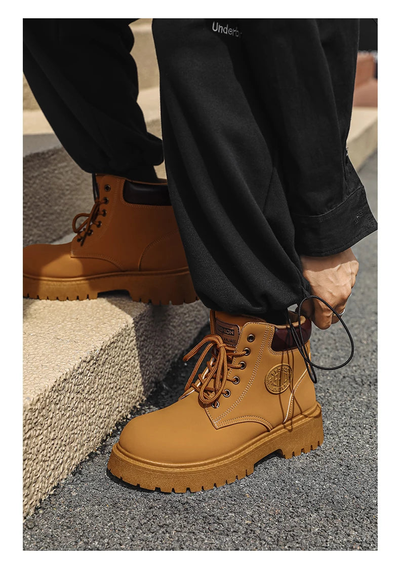 Men's High Top Boots Four Season Outdoor Work Shoes Anti Slip And Comfortable Yellow Boots Fashion British Casual Leather Boots