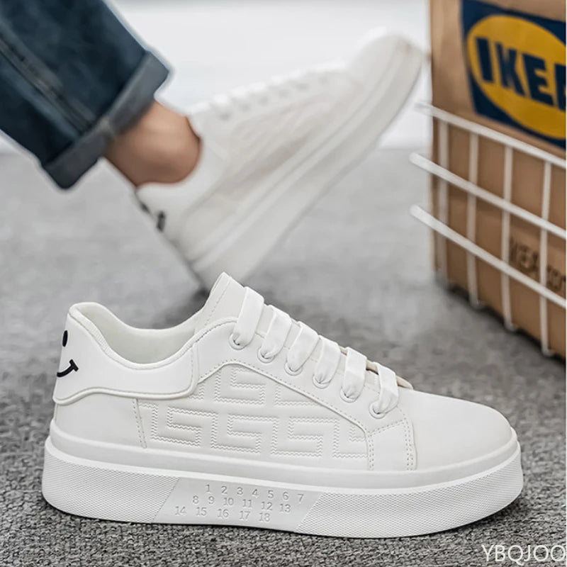 New Men's Breathable Shoes Versatile thick soled Sneakers Outdoor Casual non slip Loafers Fashion comfortable Male shoes Homme