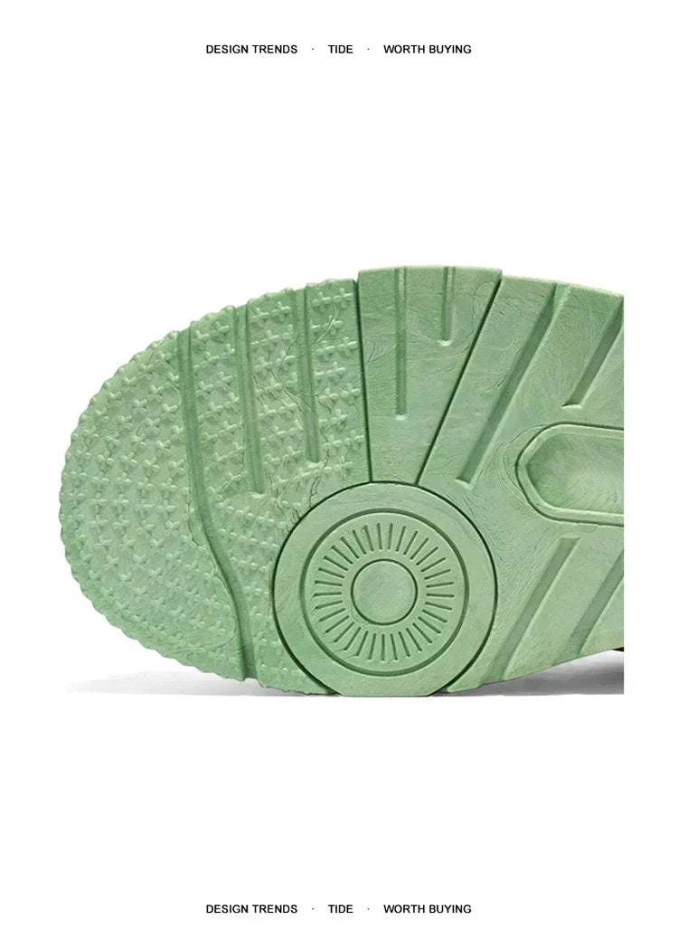 2025 New Spring Shoes for Men Thick Soles Increase Board Shoes All Casual Sports Shoes Fashion Trend Ins Men Board Shoes