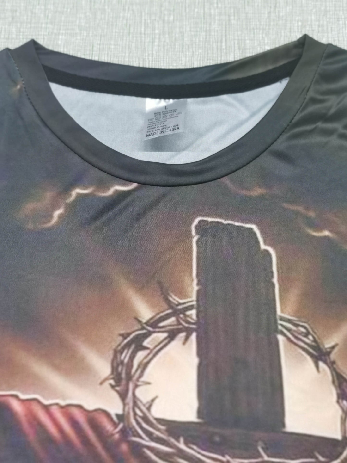 Crucifix Pattern All Over Print T-shirt, Men's Casual Mid Stretch Round Neck T-shirt For Spring Summer