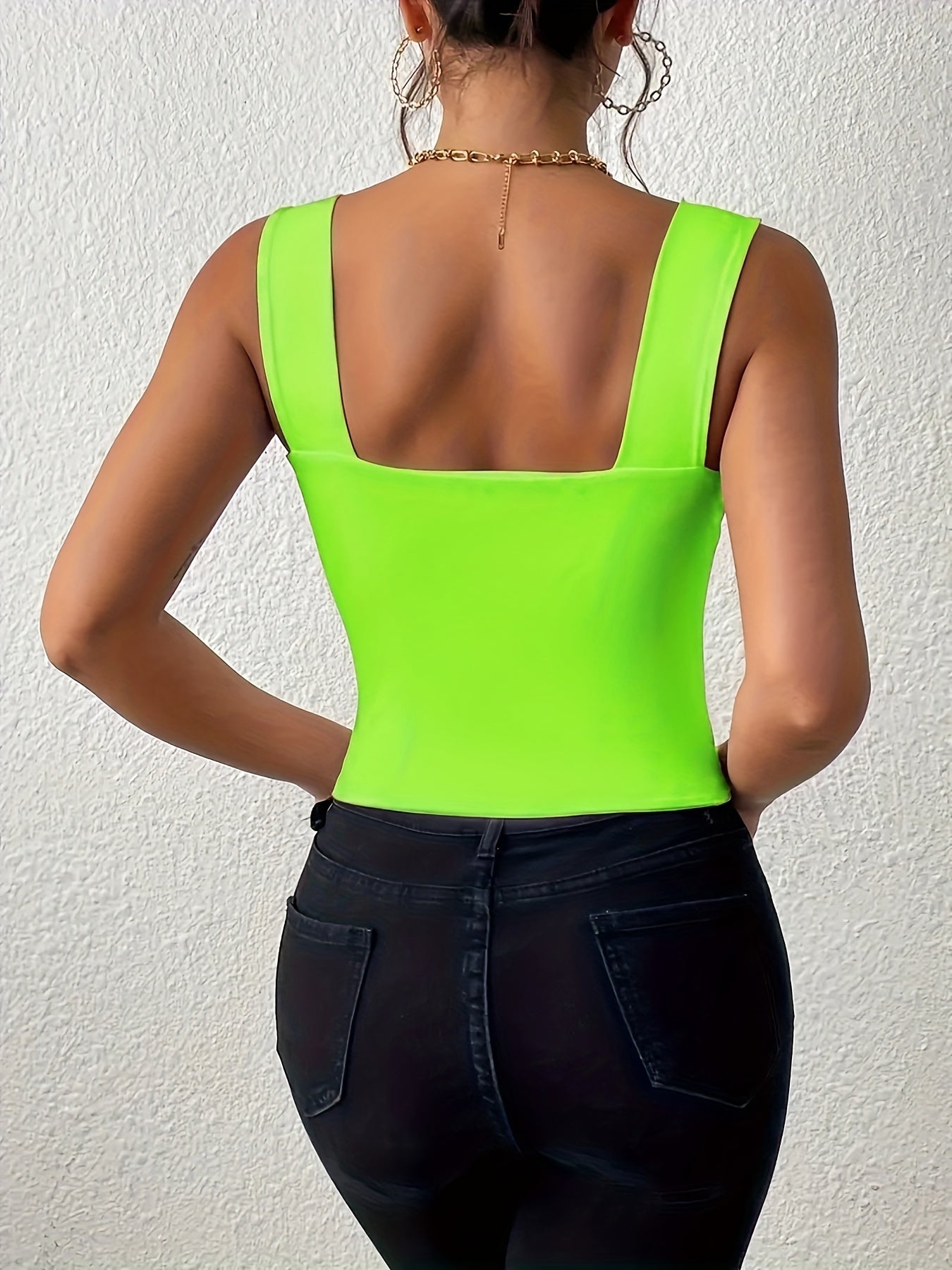 Stretchy Women's Crop Tank Top - Casual Everyday Essential - Soft, Breathable, Sleeveless, Solid Color, Comfortable, Relaxed Fit, Women's Clothing