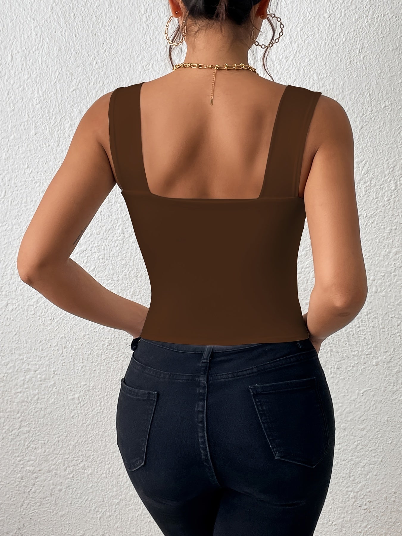 Stretchy Women's Crop Tank Top - Casual Everyday Essential - Soft, Breathable, Sleeveless, Solid Color, Comfortable, Relaxed Fit, Women's Clothing