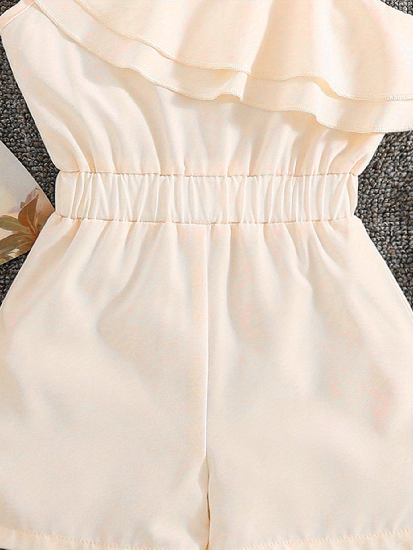 Adorable Girls' White One-Shoulder Romper Jumpsuit - Ruffled, Sleeveless, Summer Outfit for Kids - Breathable, Soft, Comfortable Clothing for Little Princesses