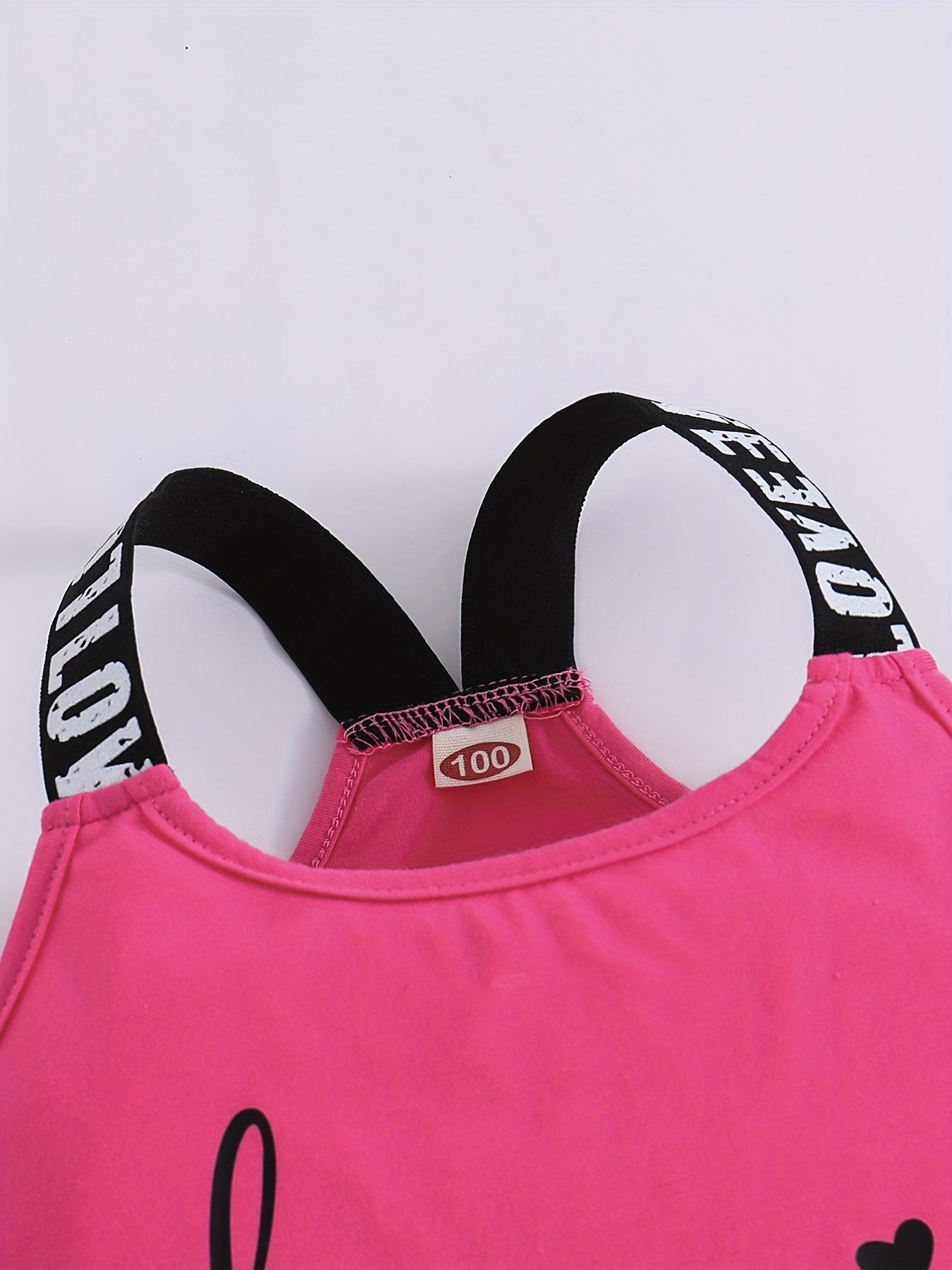 2pcs Toddler Girls Heart And "LOVE" Graphic Letter Tape Cami Top & Bow Contrast Binding Track Shorts Set Kids Summer Clothes