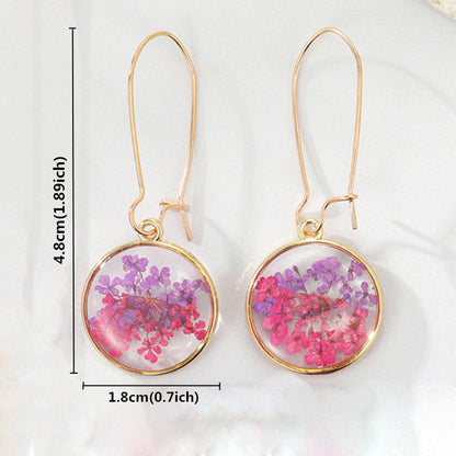 Exquisite Dried Flower Leaf Pendant Earrings - Delicate Artificial Plant Drop Dangle Jewelry for Women - Hypoallergenic Ear Studs with Leaf-Shaped Design and Natural Look