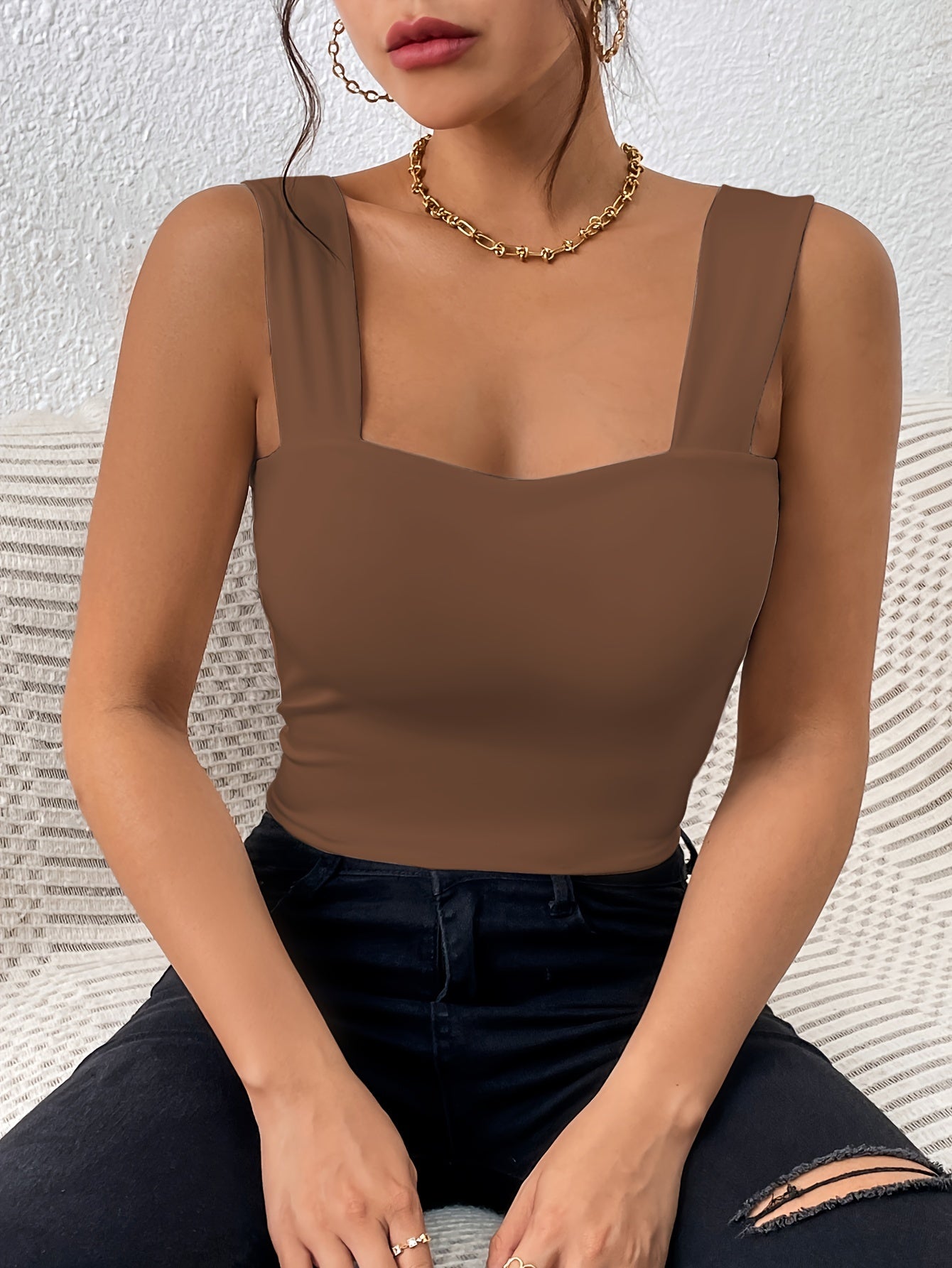 Stretchy Women's Crop Tank Top - Casual Everyday Essential - Soft, Breathable, Sleeveless, Solid Color, Comfortable, Relaxed Fit, Women's Clothing