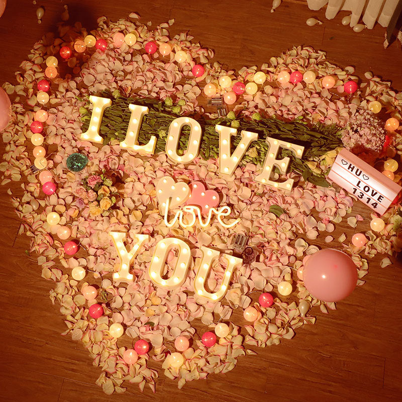 1pc LED Love Lamp Heart Shape Light Small Night Light Christmas Layout Creative Supplies Room Layout, Valentine's Day Christmas & Halloween Decorations