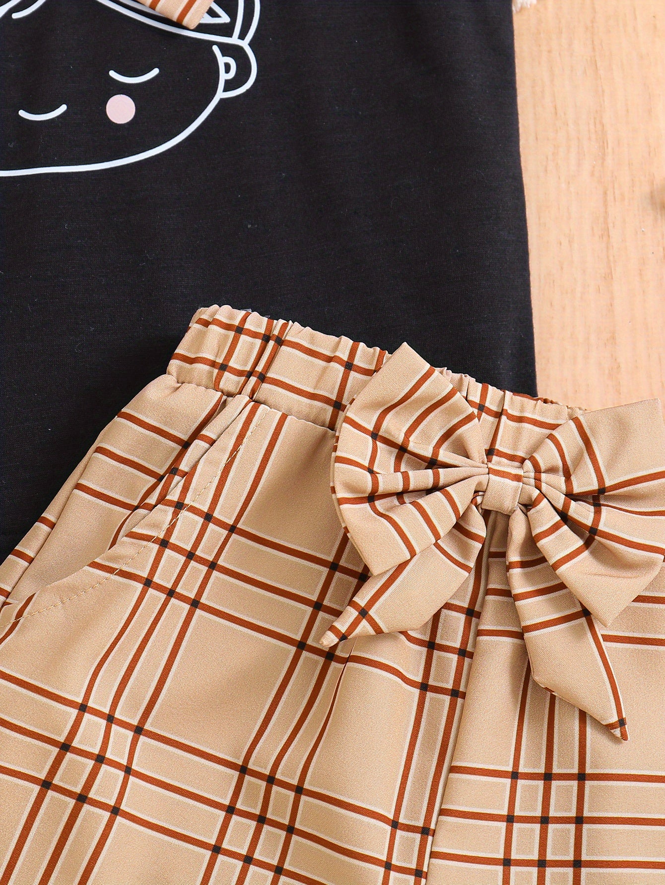 2pcs Girls Figure Graphic T-Shirts Round Neck Ruffle Sleeve Tees Top & Elastic Waist Bow Plaid Shorts Set Kids Summer Clothes