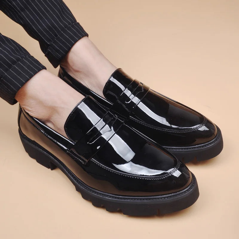 men's fashion wedding party dress patent leather shoes slip-on lazy shoe black trend platform loafers gentleman sneakers zapatos