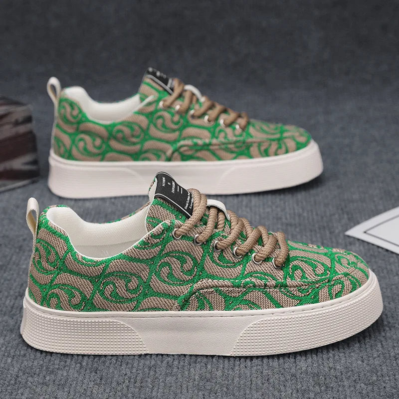 Casual Men's Canvas Shoes 2025 New Designer Men Skateboard Shoes Outdoor Breathable Flats Lace Up Walking Shoe Zapatillas Hombre