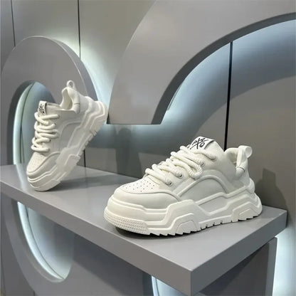 Designer Style Men Shoes White Comfortable Thick Platform Sneakers Fashion Casual Shoes Men 2025 New Brand Sports Trainers Tenis