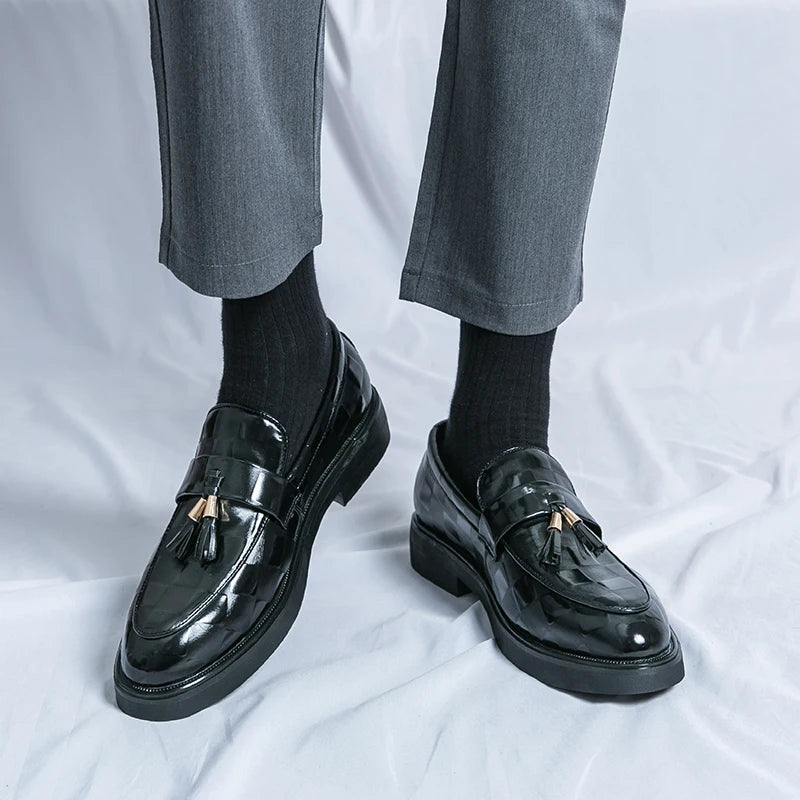 Fashion Business Chequer Loafers Men's Slip-On Brown Office Moccasins Male Dress Shoes Career Black Leather Shoes Plus Size38-47