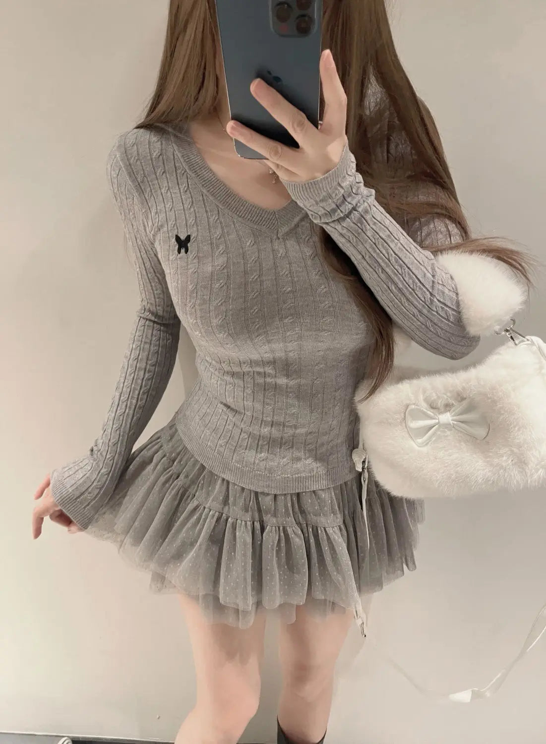 Casual V Neck White Pullovers Women Sweaters Autumn Winter Basic Long Sleeve Y2k Clothes Korean Pink Grey Ladies Tops Jumpers