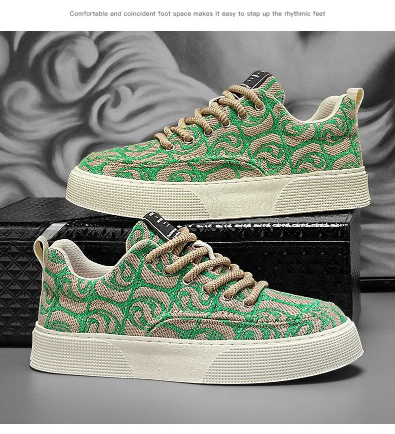 Casual Men's Canvas Shoes 2025 New Designer Men Skateboard Shoes Outdoor Breathable Flats Lace Up Walking Shoe Zapatillas Hombre