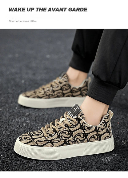 Casual Men's Canvas Shoes 2025 New Designer Men Skateboard Shoes Outdoor Breathable Flats Lace Up Walking Shoe Zapatillas Hombre