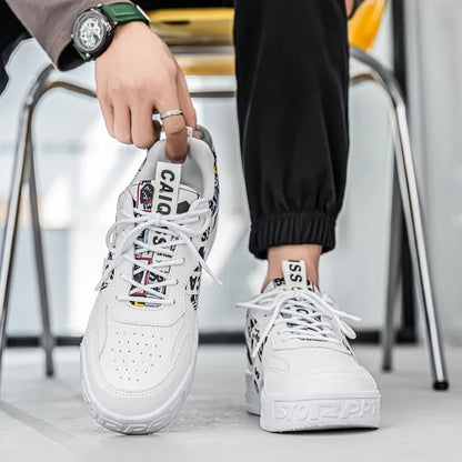 A Fashionable Casual Sneakers Suitable for Men and Women to Wear, with Breathable and Durable Casual Sports Design, Eva Soles and Fabric Insoles