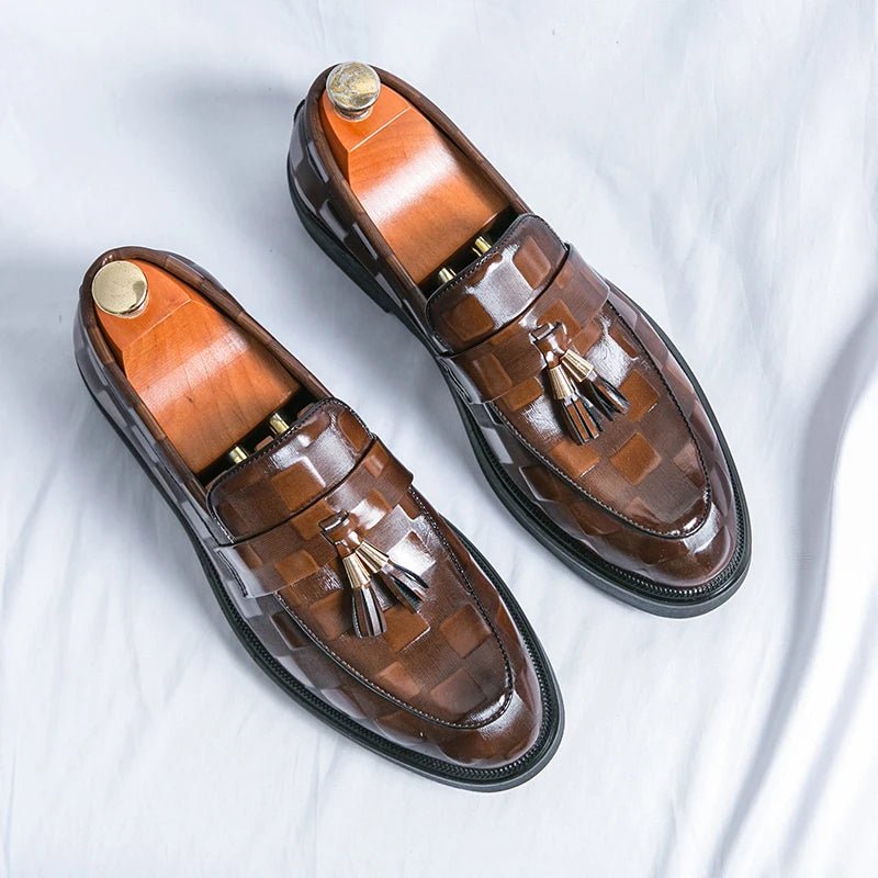 Fashion Business Chequer Loafers Men's Slip-On Brown Office Moccasins Male Dress Shoes Career Black Leather Shoes Plus Size38-47