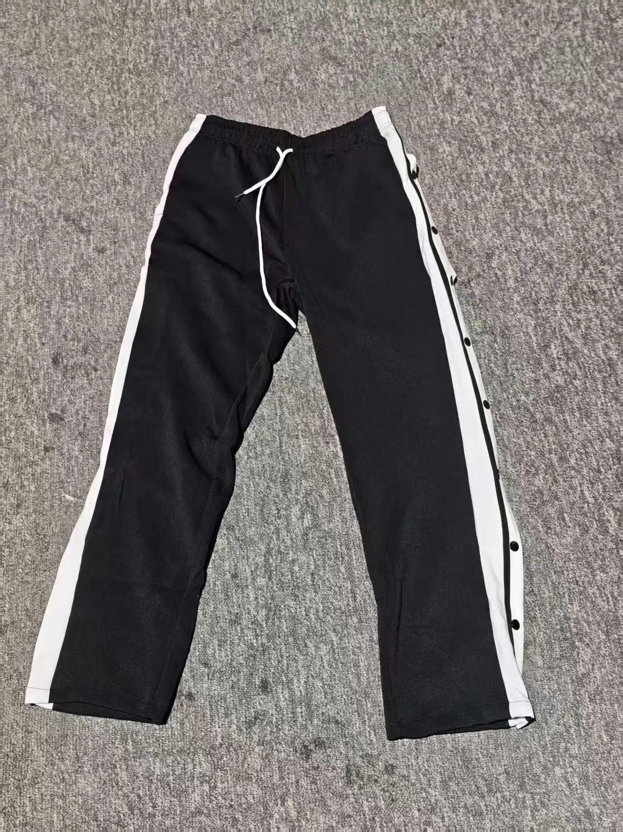 Men's outdoor sports and fitness casual pants, with multiple buttons on the side, fashionable and versatile loose straight-leg p