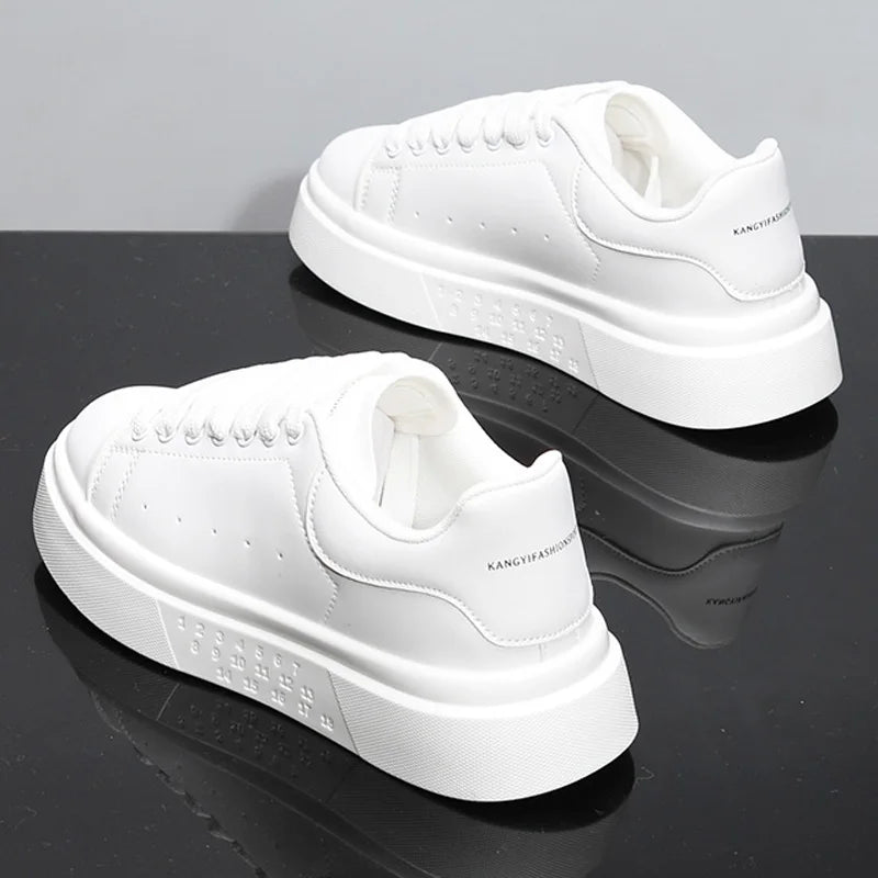Fashion Men Skateboarding shoes Casual Sport Shoes Platform Sneakers Outdoor Breathable White Running Shoes Women Tennis Shoes