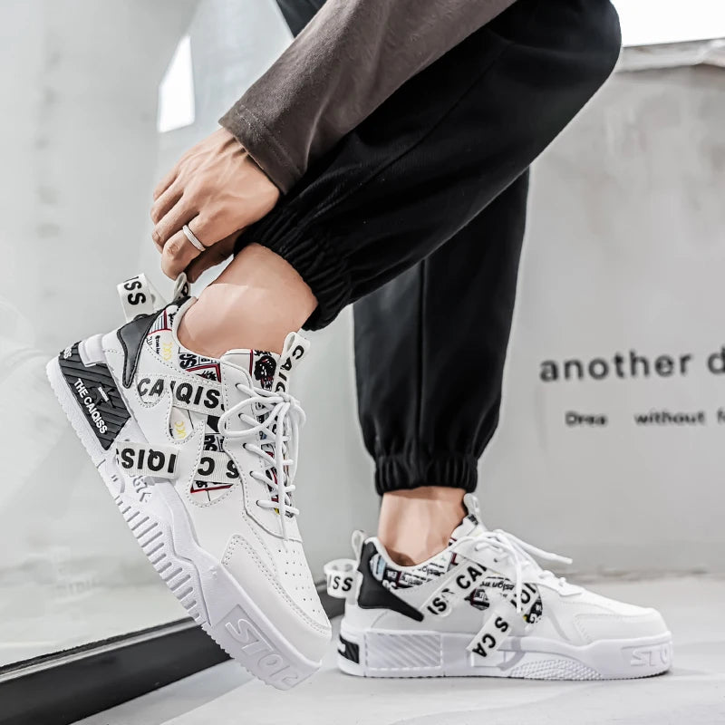 A Fashionable Casual Sneakers Suitable for Men and Women to Wear, with Breathable and Durable Casual Sports Design, Eva Soles and Fabric Insoles