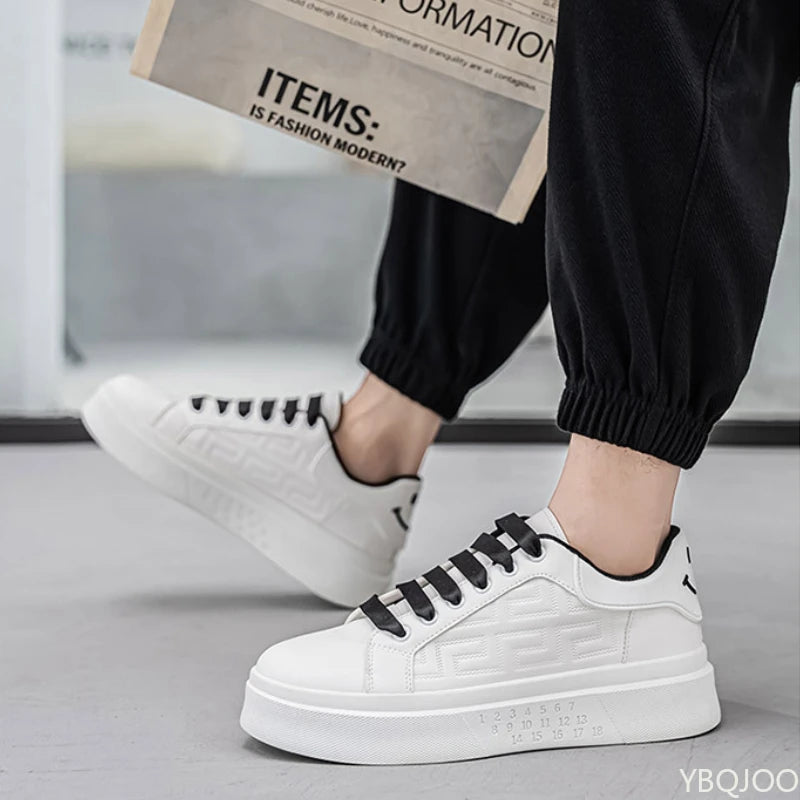 New Men's Breathable Shoes Versatile thick soled Sneakers Outdoor Casual non slip Loafers Fashion comfortable Male shoes Homme