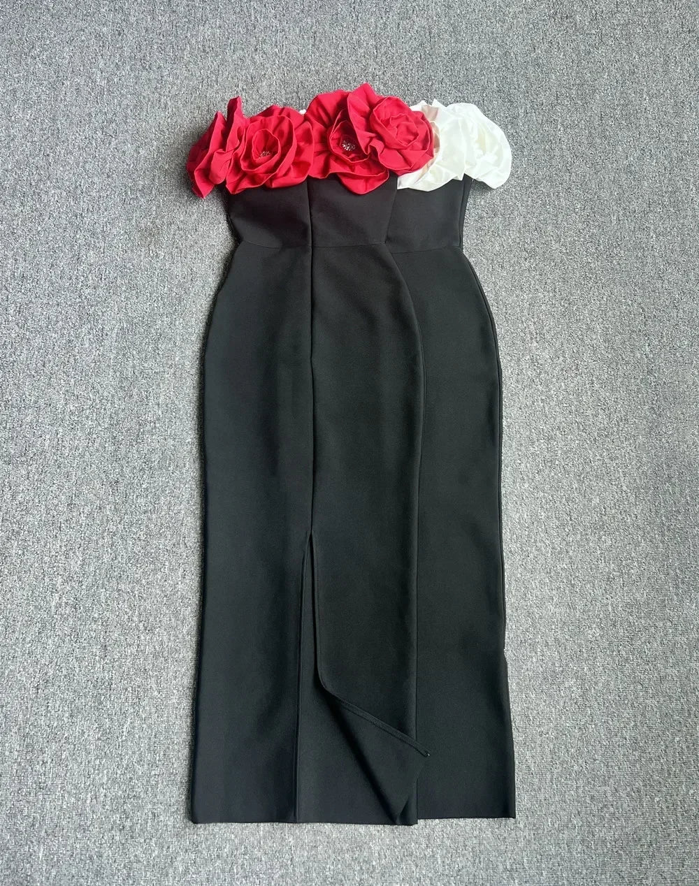 2024 High Quality Summer Women's New Black Sexy One Shoulder Dress with High Quality 3D Flower Decoration Slim Fit Bandage Dress
