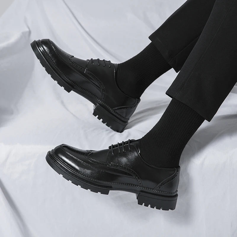 Men's leather shoes, Italian brand, versatile for business, formal wear, casual, high-quality brown, classic block shoes.