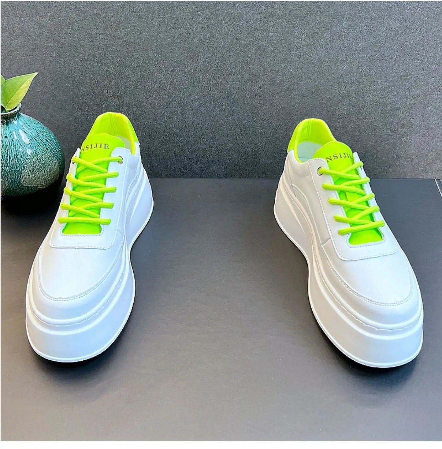 Men's Height Increasing Shoes  New White Fashion Breathable Thick Soled Flat Shoes Trend Versatile Casual Board Shoes man