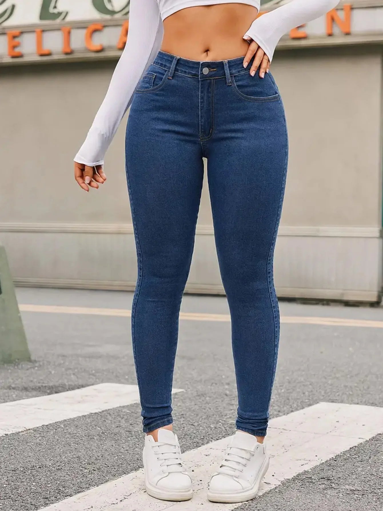 Europe and The United States Women's New Skinny Stretch Small Leg Jeans Four Seasons Simple Casual Denim Nine-point Pants Women